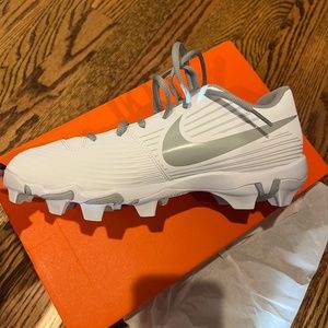 Women’s Nike Softball Cleats